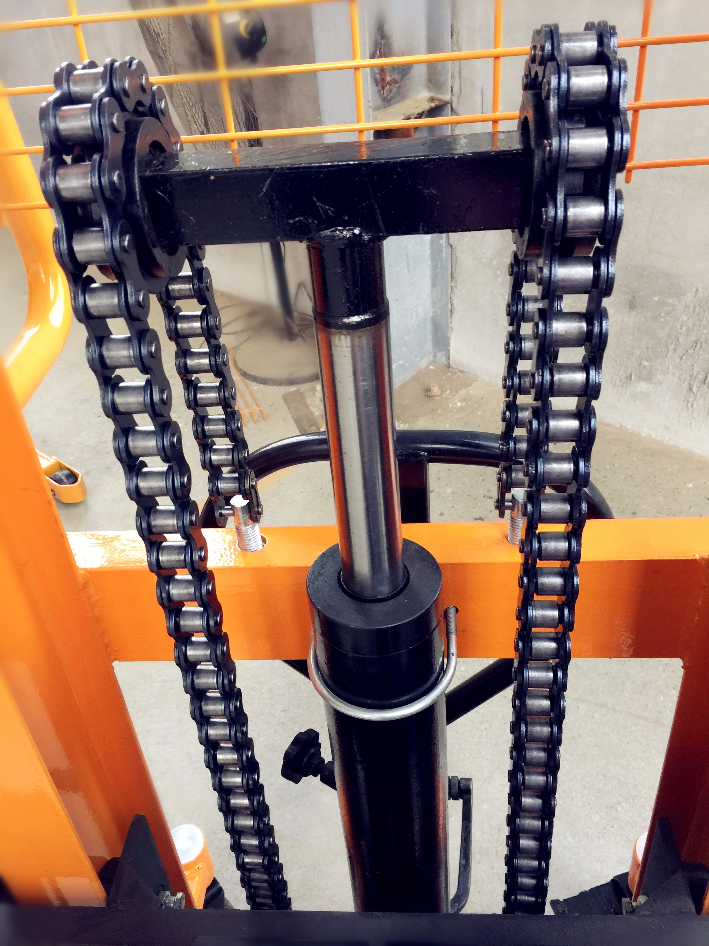 多功能1噸手動液壓搬運車(加重加厚型)，廠家供應-河北東圣吊索具制造有限公司-石材夾具_小型攪拌機_手動叉車_液壓堆高車