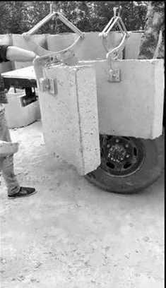 F-17吊環(huán)石材吊夾作業(yè)現(xiàn)場(chǎng)--河北東圣吊索具制造有限公司--石材夾具|液壓堆高車|手動(dòng)叉車|小型攪拌機(jī) F-17吊環(huán)石材吊夾作業(yè)現(xiàn)場(chǎng)--河北東圣吊索具制造有限公司--石材夾具|液壓堆高車|手動(dòng)叉車|小型攪拌機(jī)